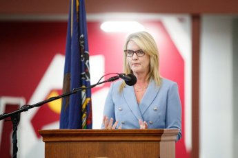 May 19, 2022: Senator Judy Schwank hosts a Veterans' Expo.  This event included information booths, free lunch, and a keynote address by Brigadier General Maureen Weigl, PA Deputy Adjutant General for Veterans Affairs.
